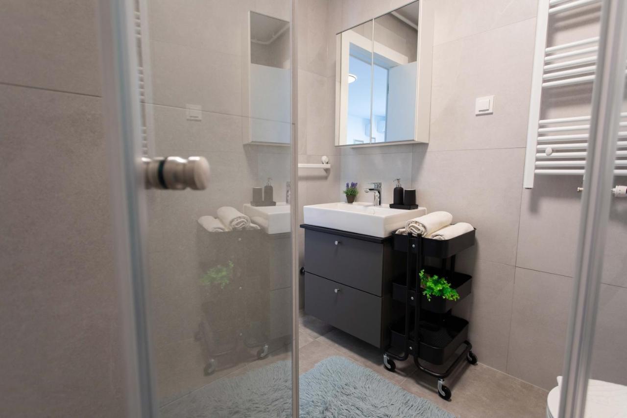 Design 2Bdr Apartment With Balcony- Free Parking Zagreb Exterior foto