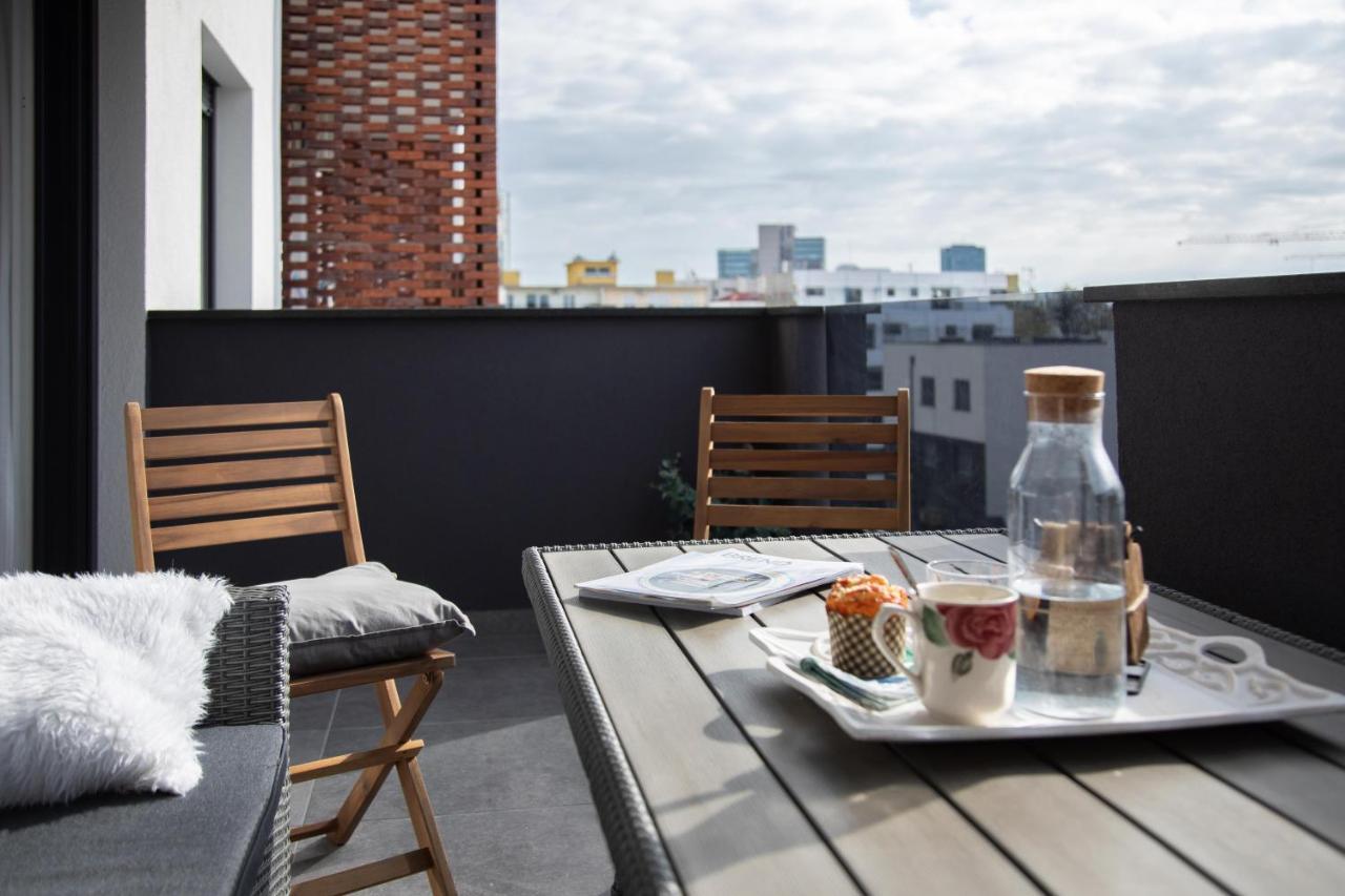 Design 2Bdr Apartment With Balcony- Free Parking Zagreb Exterior foto